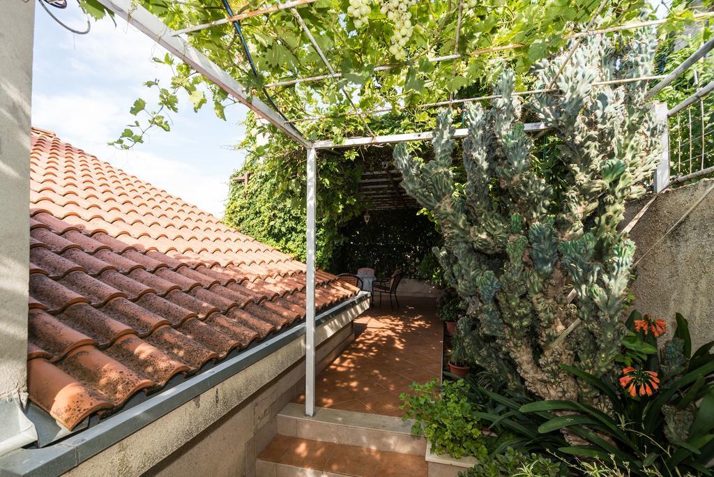 Apartma Srd *
